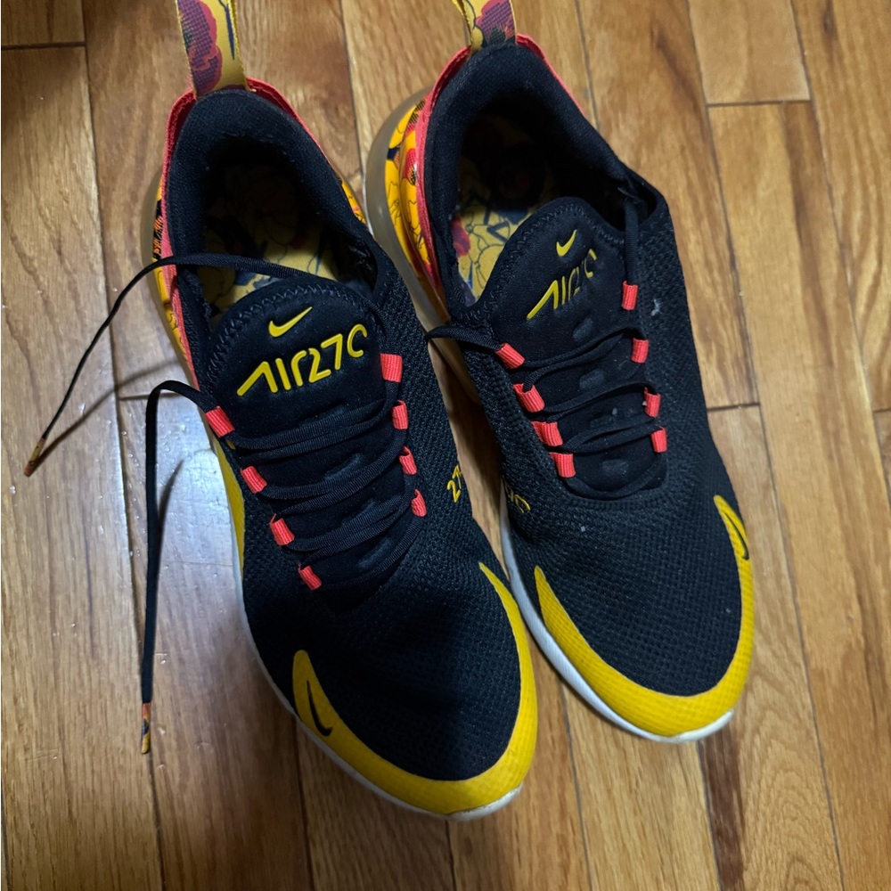 Nike Air Max Black and Yellow Sneakers